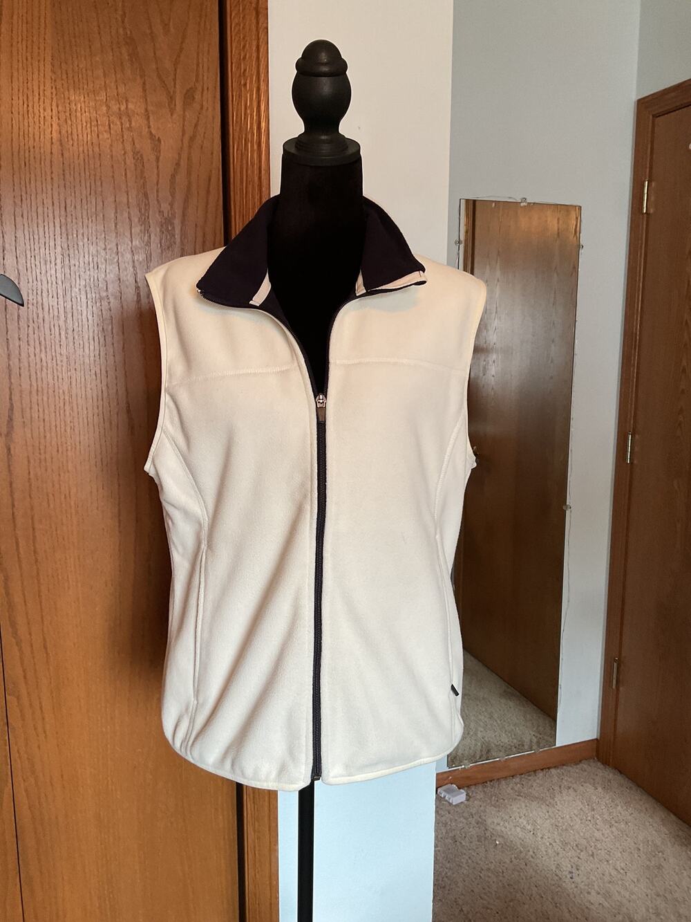 Lands End Vintage Fleece Vest Womens M 10-12 White Black Full Zip Up Mock Neck